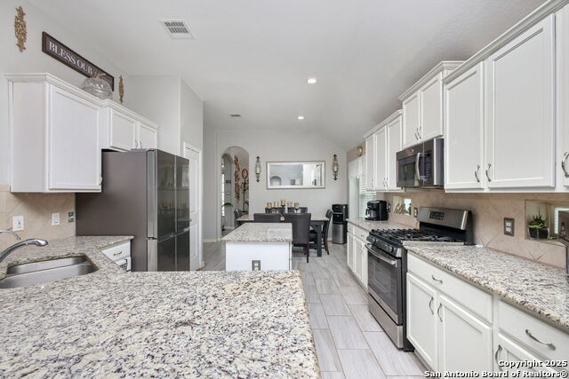 Image 11 of 39 For 15143 Gelding