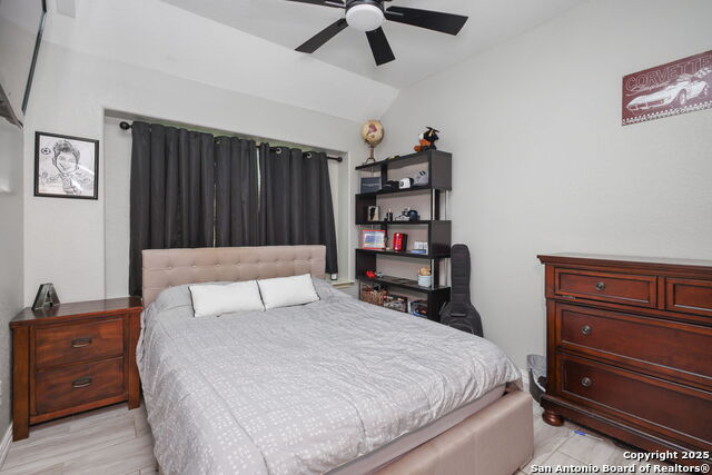 Image 21 of 39 For 15143 Gelding