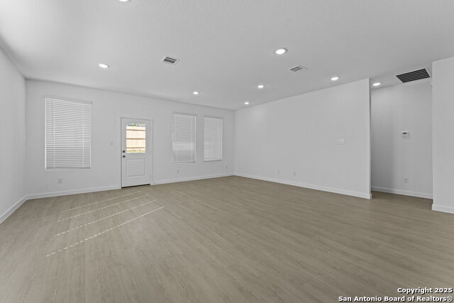 Listing photo id 14 for 3824 Northaven