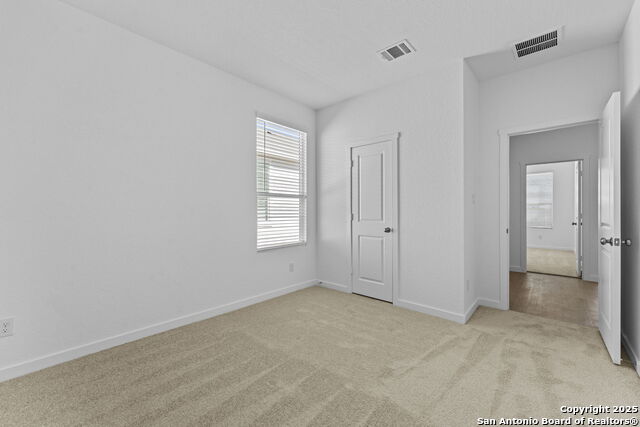 Listing photo id 2 for 3824 Northaven