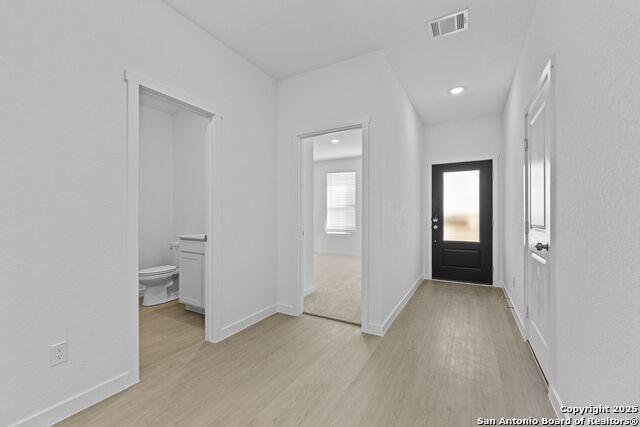 Listing photo id 4 for 3824 Northaven