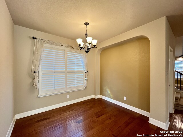 Image 11 of 51 For 24311 Canyon Row