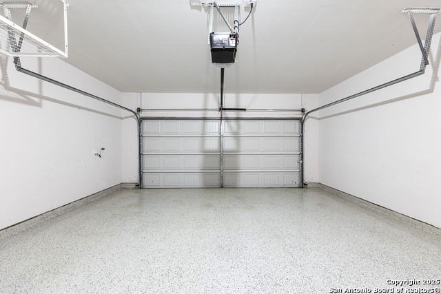 Listing photo id 20 for 19131 Garibaldi