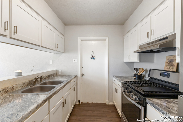 Listing photo id 8 for 9018 Chaminade