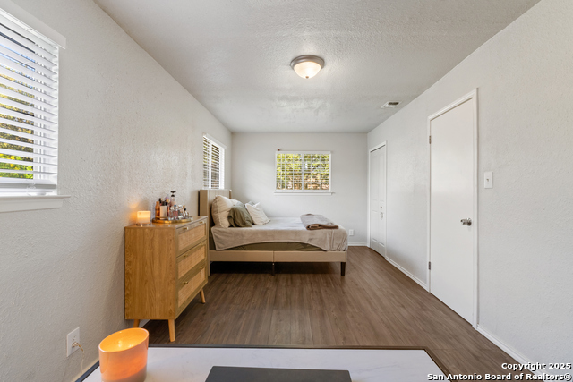 Listing photo id 16 for 9018 Chaminade