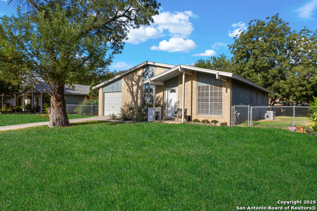 Listing photo id 0 for 9018 Chaminade