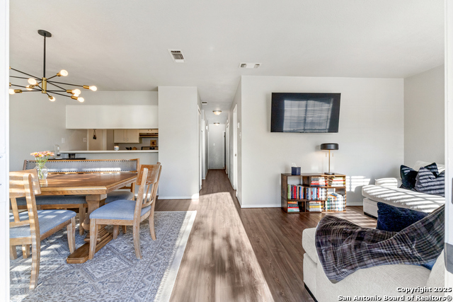 Listing photo id 2 for 9018 Chaminade