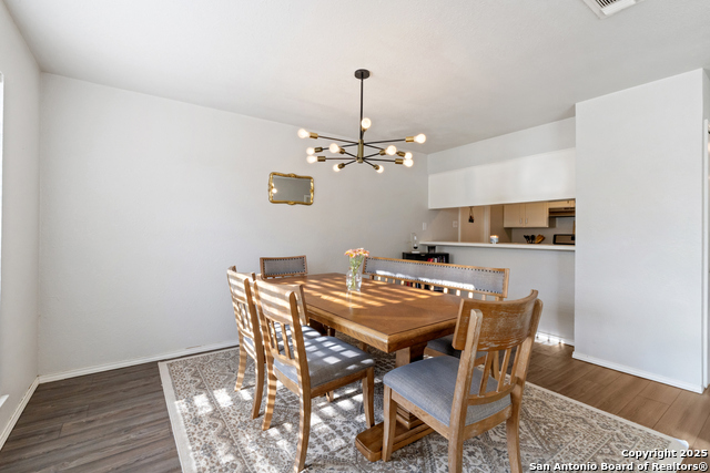 Listing photo id 5 for 9018 Chaminade