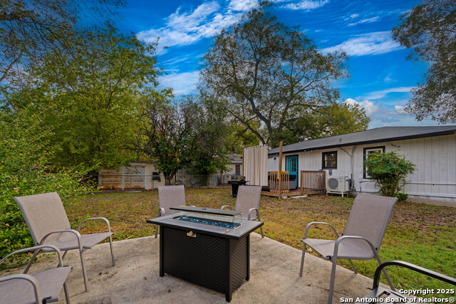 Listing photo id 17 for 311 Torrey  