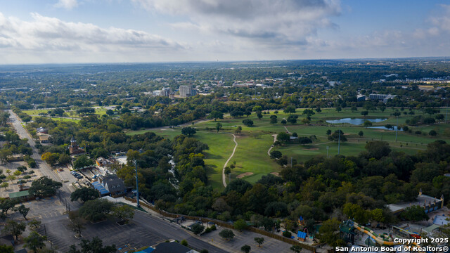 Listing photo id 26 for 311 Torrey  