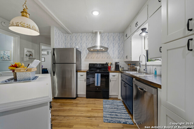 Listing photo id 7 for 311 Torrey  