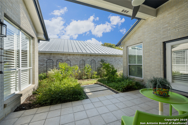 Image 37 of 41 For 26 Fonthill