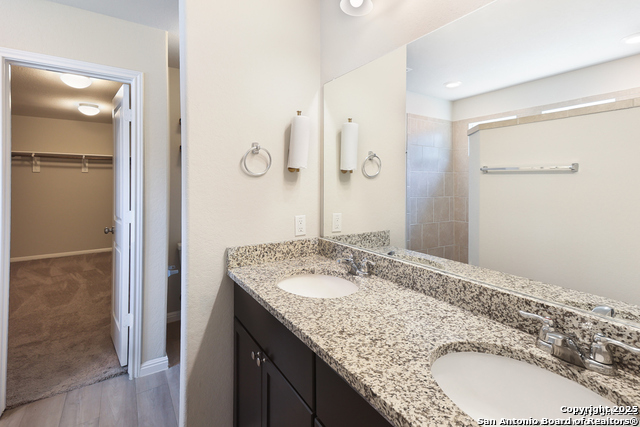 Image 19 of 27 For 10627 Penelope