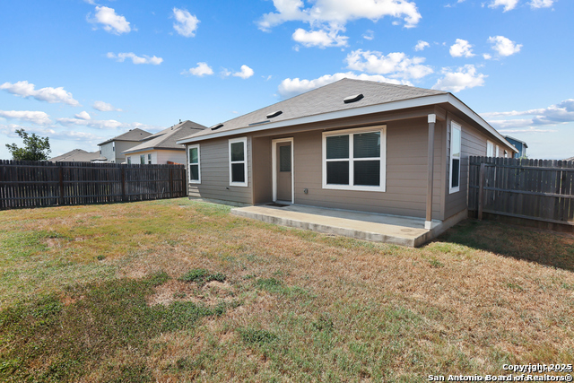 Image 26 of 27 For 10627 Penelope