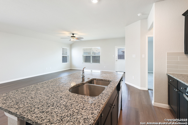 Image 7 of 27 For 10627 Penelope