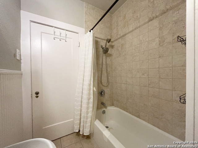 Image 19 of 31 For 919 Ripley Ave