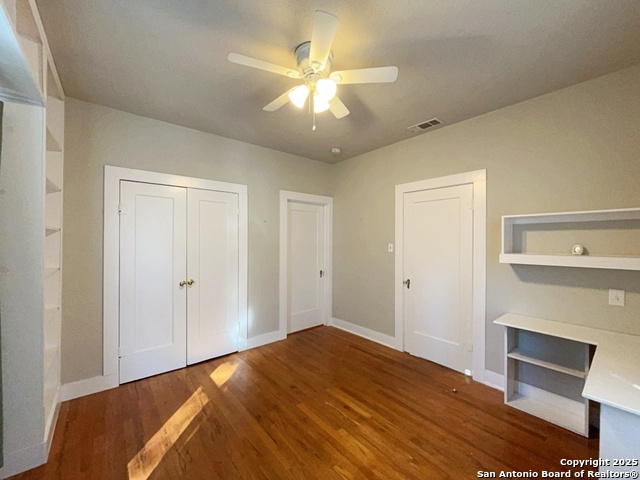 Image 21 of 31 For 919 Ripley Ave