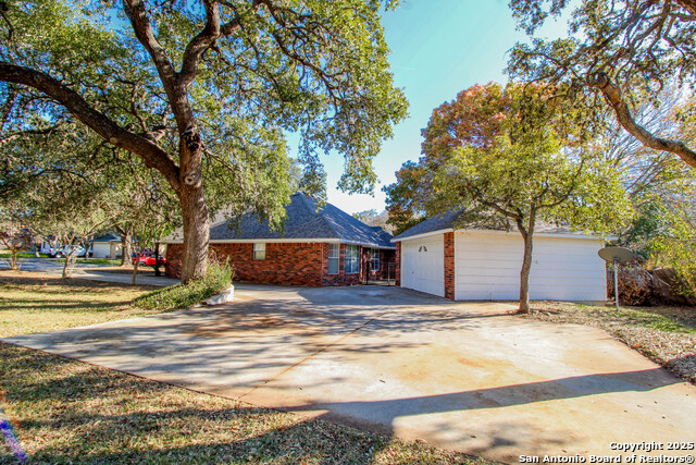 Image 41 of 44 For 6703 Ridge Place