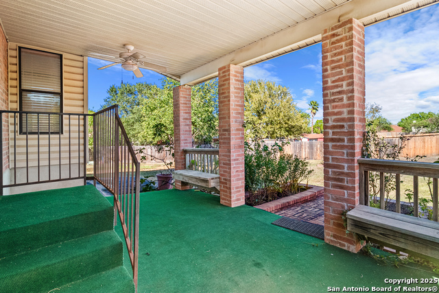 Image 15 of 16 For 7723 Redriver Bay