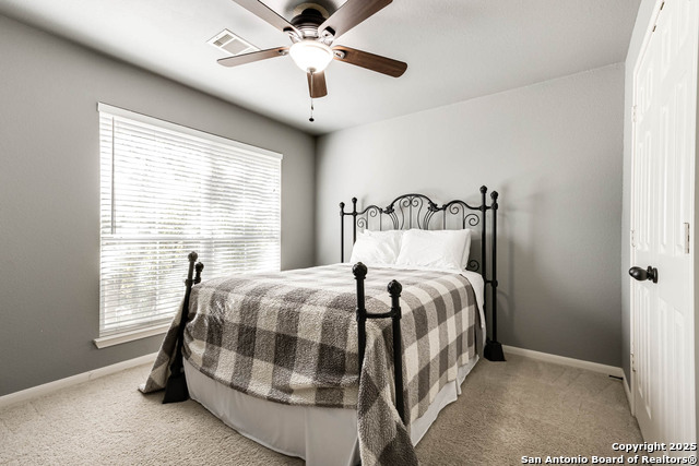 Listing photo id 22 for 1443 Camden Cove