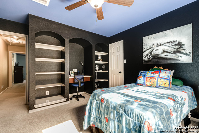 Listing photo id 24 for 1443 Camden Cove