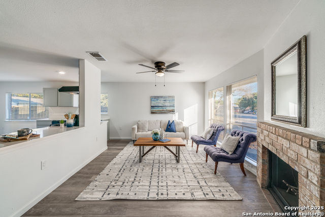 Image 4 of 25 For 12222 Valley Forge