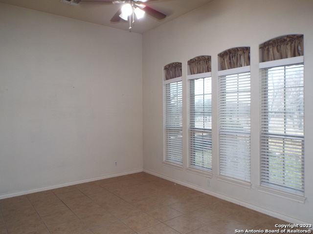 Image 15 of 50 For 414 Shannon Ridge