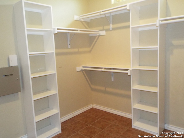 Image 20 of 50 For 414 Shannon Ridge