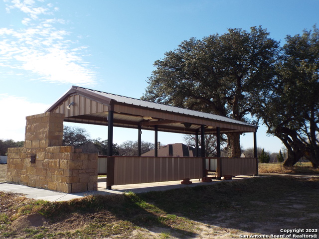 Image 35 of 50 For 414 Shannon Ridge