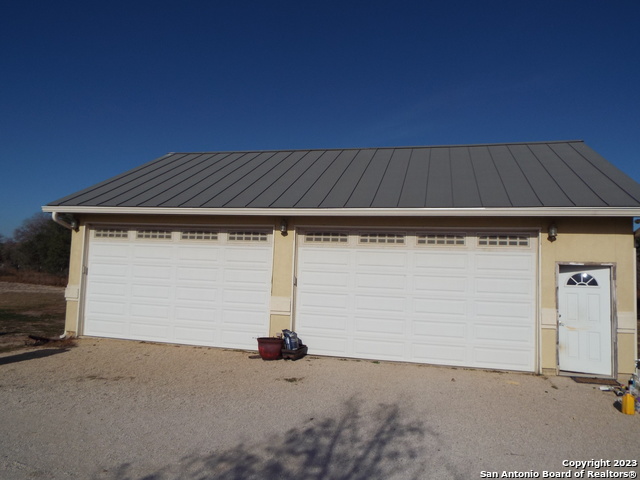 Image 42 of 50 For 414 Shannon Ridge