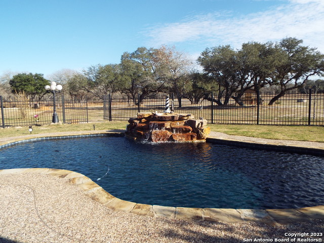 Image 47 of 50 For 414 Shannon Ridge