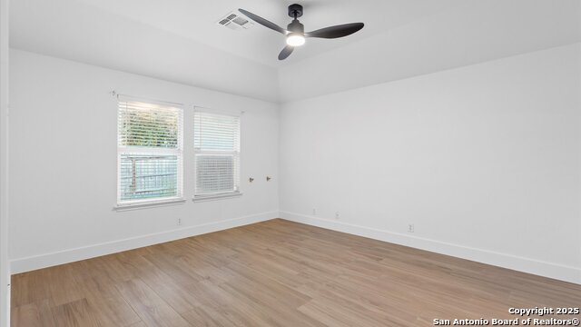 Listing photo id 5 for 6608 Sally Agee