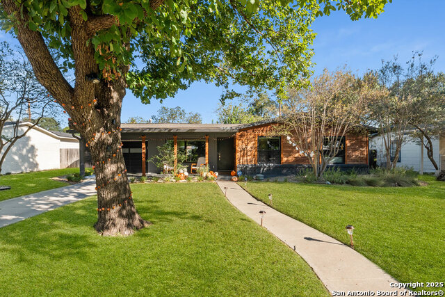 Details for 623 Nottingham Dr E, San Antonio, TX 78209