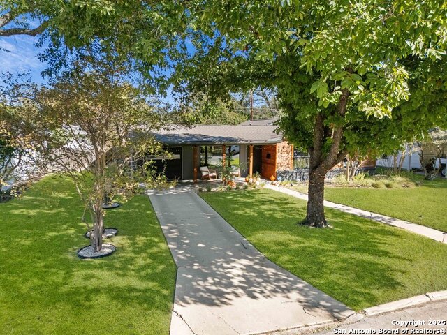 Image 38 of 40 For 623 Nottingham Dr E