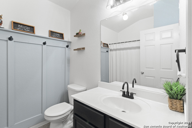 Image 15 of 26 For 4719 Badland Beacon