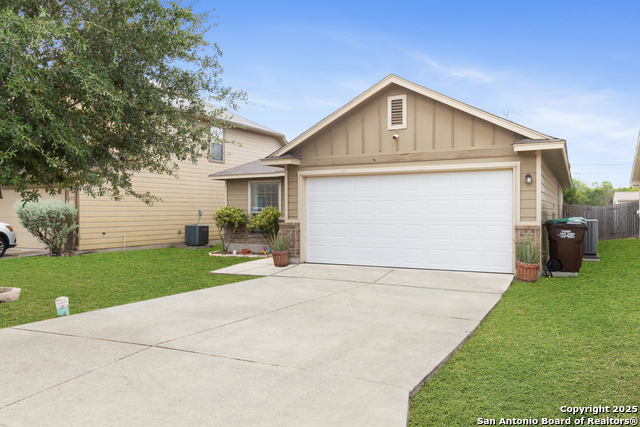 Image 2 of 26 For 4719 Badland Beacon