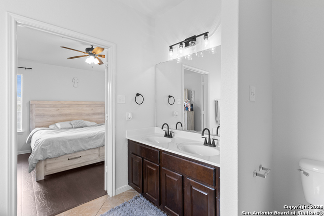 Image 22 of 26 For 4719 Badland Beacon