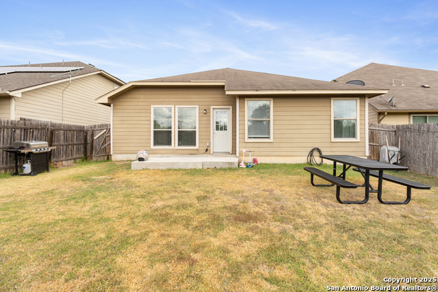 Image 25 of 26 For 4719 Badland Beacon