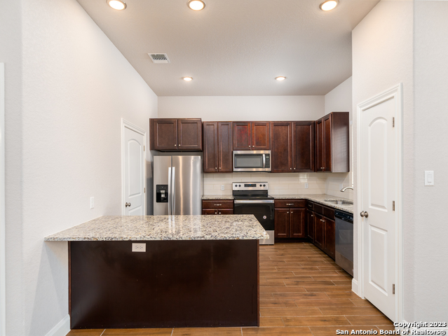 Image 3 of 20 For 361 High Dr A