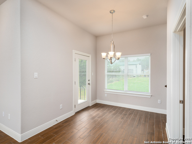 Image 6 of 20 For 361 High Dr A