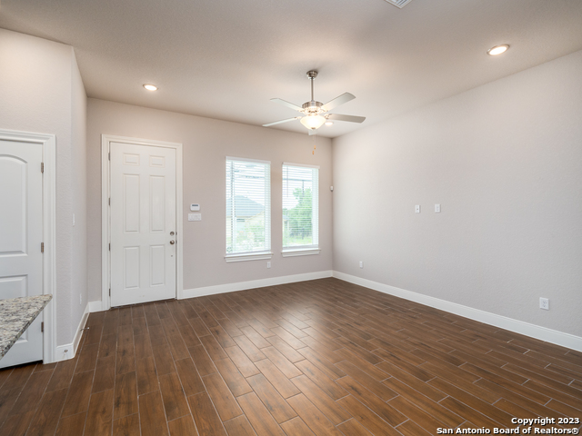 Image 8 of 20 For 361 High Dr A