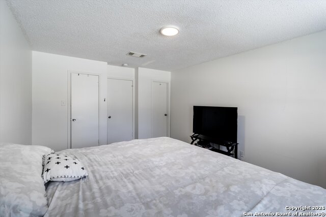 Image 13 of 25 For 3713 Candlecreek Ct