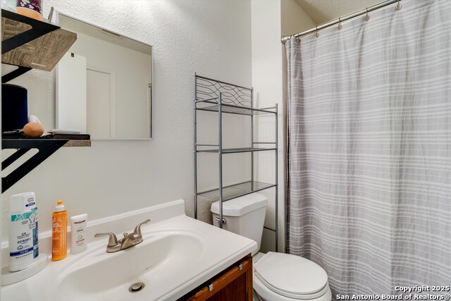 Image 14 of 25 For 3713 Candlecreek Ct