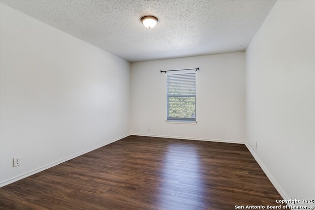 Image 18 of 25 For 3713 Candlecreek Ct