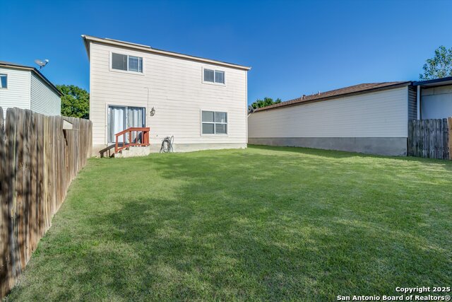 Image 23 of 25 For 3713 Candlecreek Ct