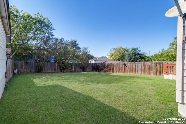 Image 24 of 25 For 3713 Candlecreek Ct