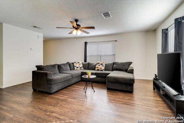 Image 6 of 25 For 3713 Candlecreek Ct