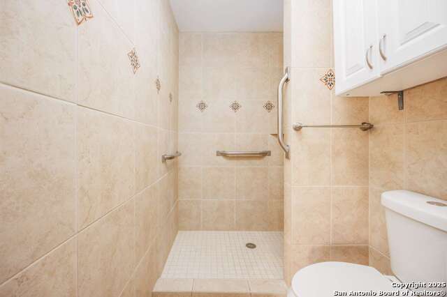 Image 26 of 31 For 7717 Dry Canyon