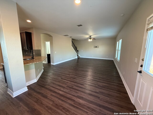 Image 10 of 20 For 609 Community