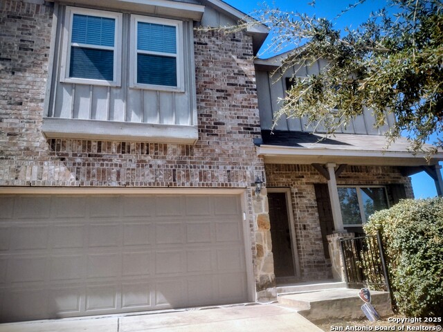 Image 3 of 20 For 609 Community